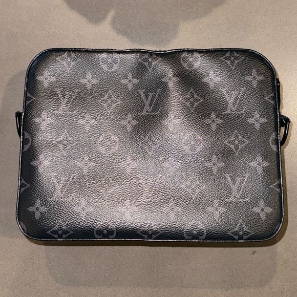 Louis Vuitton Steamer Messenger Bag Monogram Eclipse Canvas - Picture 4 of 14